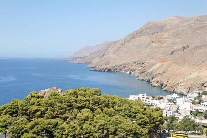 Ver en la costa de Sfakia Vritomartis desde - Creta, Grecia