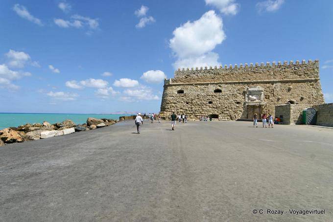 Fortaleza Koules vista frontal de Heraklion - Creta, Grecia