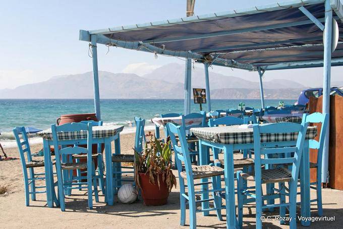 Kalamaki, restaurante frente al mar con vistas al mar de Libia - Creta, Grecia