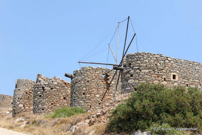 Antiguos molinos entre Kastelli y Karidi - Creta, Grecia