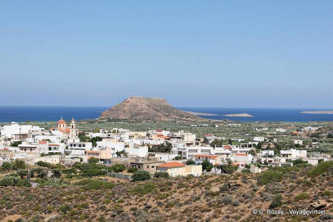 Panorama de la roca y Palekastro Chiona - Creta, Grecia