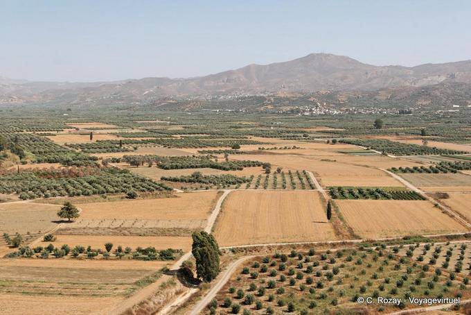 Panorama de la campiña de los alrededores del Palacio Mesará de Phaistos - Creta, Grecia