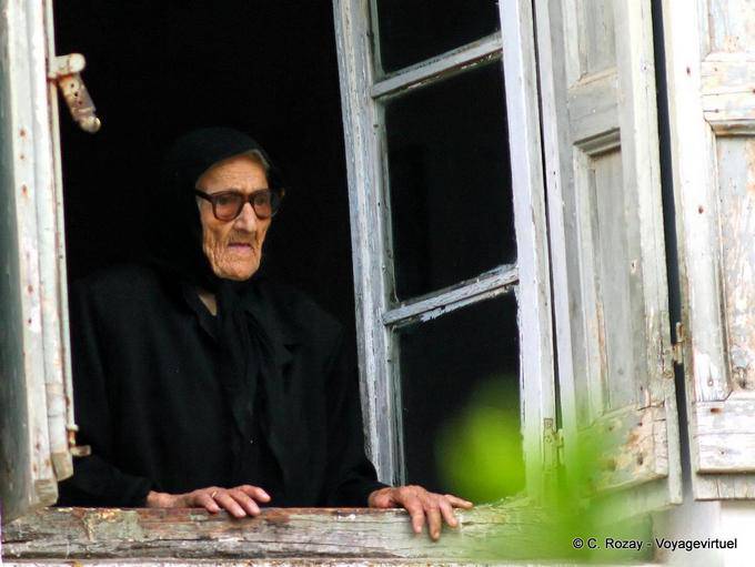 Rethymnon edad en la ventana - Creta, Grecia