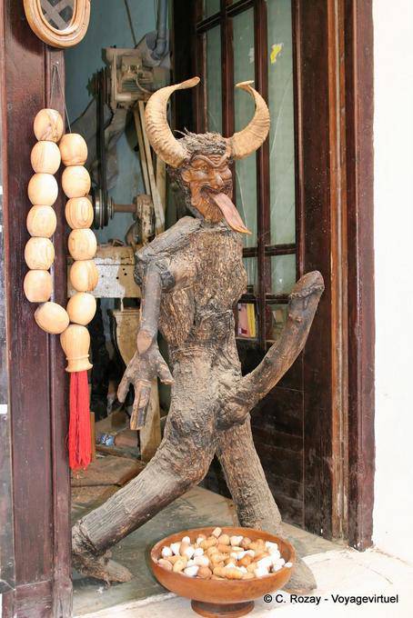 Rethymnon, representación de un Príapo diabólico con el falo erecto - Creta, Grecia