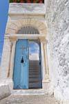 Puerta de la entrada principal del monasterio Chryssoskalitissa, Creta.