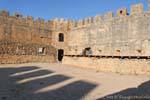 Dentro de la fortaleza construida por los venecianos para 1374, Frangokastello, Creta.