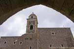 El campanario del monasterio de Moni Toplou, Creta.