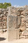 Registrarte tallada en piedra con una abertura, Palacio de Phaistos, Creta.