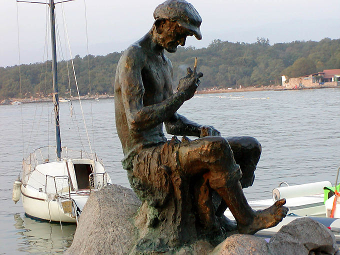 Estatua del pescador, Krk, Njivice, Croacia