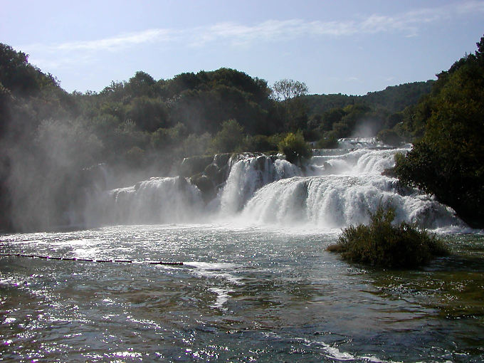 Falls Skradinski Buk, el Parque Nacional de Krka, Croacia