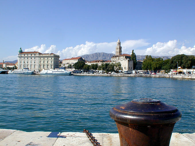 En el puerto de Split, Croacia