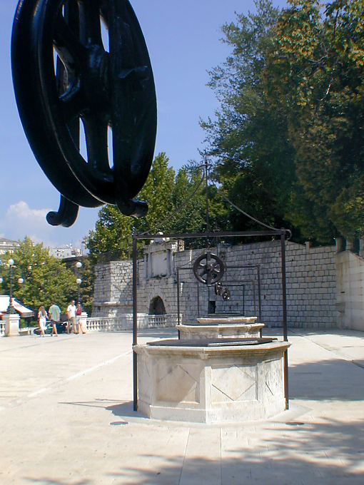 Antiguos pozos de alineación, Zadar, Croacia