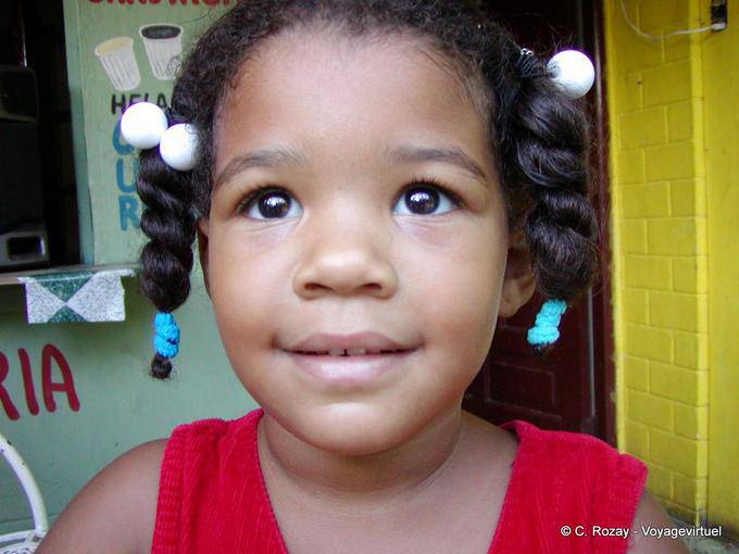 Los ojos de la niña, Boca Chica, Rep. Dominicana