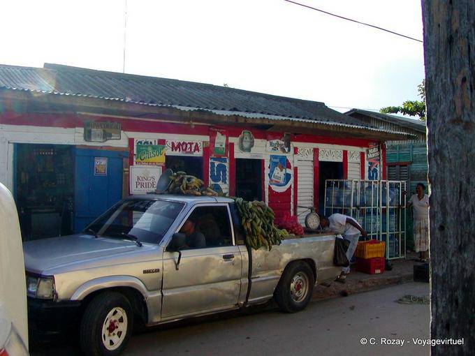 Recoge plátano, Boca de Yuma, Rep. Dominicana