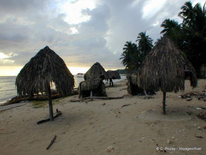 Desolación en la playa, Juan Dolio, Rep. Dominicana