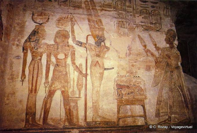 Ofreciendo lechuga por el rey Amón, Min y Kamoutef, antesala del Gran Templo, Abu Simbel - Egipto