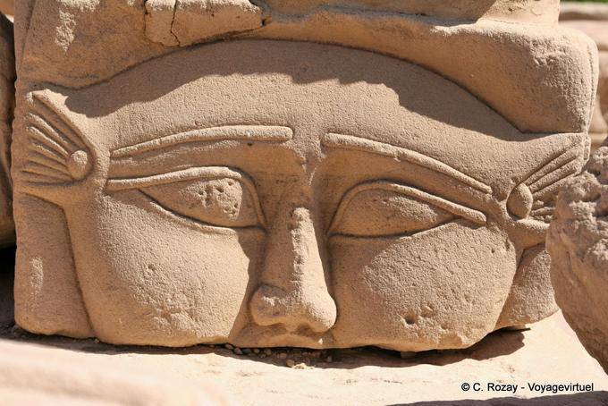 Los ojos de la diosa Hathor, Templo de Philae - Egipto
