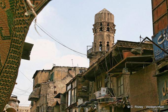 El Cairo, Khan el Khalili, Minarete alta - Egipto