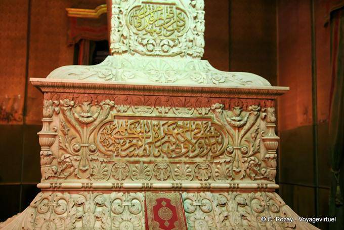 El tesoro de la mezquita de Mohamed Ali, El Cairo - Egipto