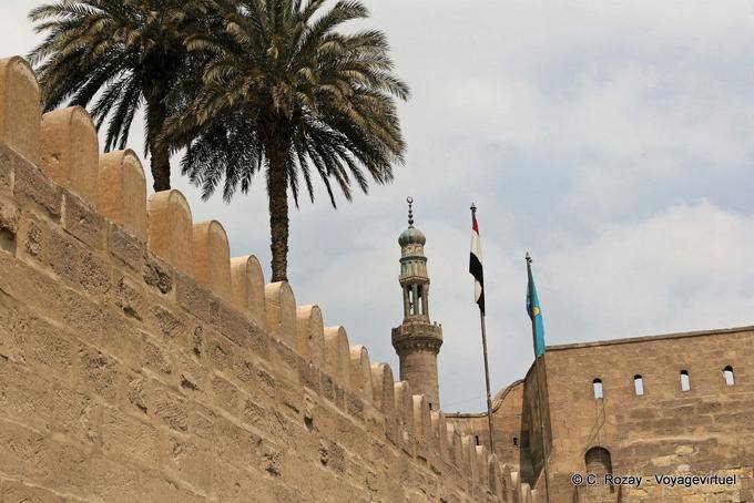 Almenas de la muralla de la Ciudadela de Saladino, El Cairo - Egipto