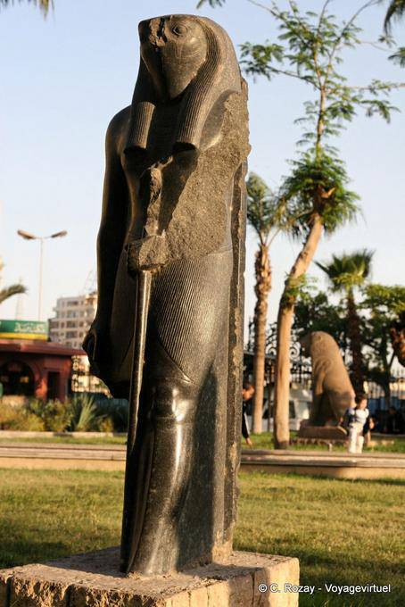 Bronce Horus Garden Museum, El Cairo - Egipto
