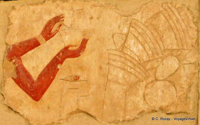 Ofrendas a las manos, colorido fragmento Templo de Hatshepsut - Egipto