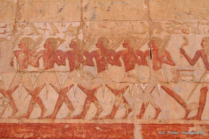 Desfile de soldados de Tebas, el fresco en la capilla de Hathor, Hatshepsut - Egipto