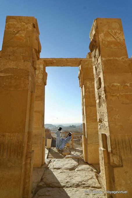 Frente beduinos de la capilla de Hathor, Templo de Hatshepsut - Egipto