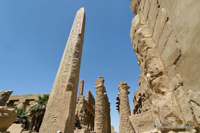 Obelisco de Tutmosis I, el templo de Karnak - Egipto