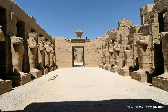 Templo de Ramsés III, de Karnak - Egipto