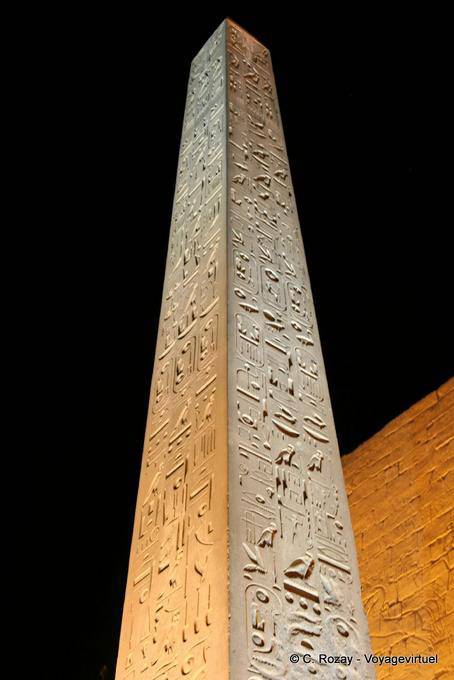 Perspectivas hermana del obelisco de la Concordia, Templo de Luxor - Egipto