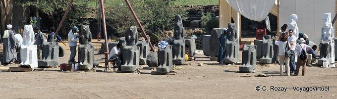 Las estatuas de Sekhmet Leona descubrimientos temenos de Amenhotep III, junto a Memnon - Egipto