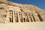 Fachada del pequeño templo, Abu Simbel, Egipto.