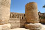 Templo de Amón, el primer patio, Karnak, Egipto.