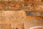 Decoración en la parte superior de la columna y dintel, colores vez Akh-MENOU, Karnak, Egipto.