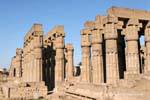 Bosque de columnas, hasta la fecha, el Templo de Luxor, Egipto.