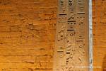 Obelisco, jeroglíficos detalladas, Templo de Luxor, Egipto.
