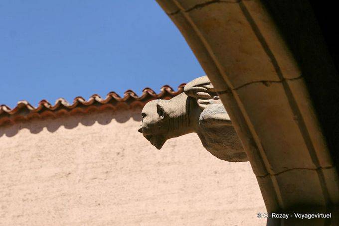 Las Escuelas Menores, mal gárgola, Salamanca - España