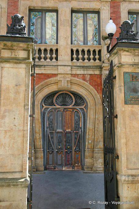 Art Nouveau y Art Déco Casa Lis, Salamanca - España