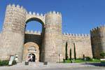 Ávila Puerta del Alcázar, Plaza de Santa Teresa (El Grande), España.