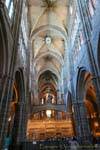 Nave central de la Catedral Nueva, Ávila, España.