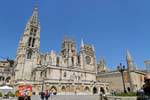 Burgos, Burgos Catedral vista desde la Plaza Rey Fernando, España.