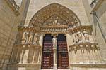 Gótica Puerta del Sarmental (1235), la Catedral de Santa María de Burgos, España.