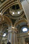 Una cúpula de la nave de la Epístola, en el interior de la Basílica del Pilar, Zaragoza, España.