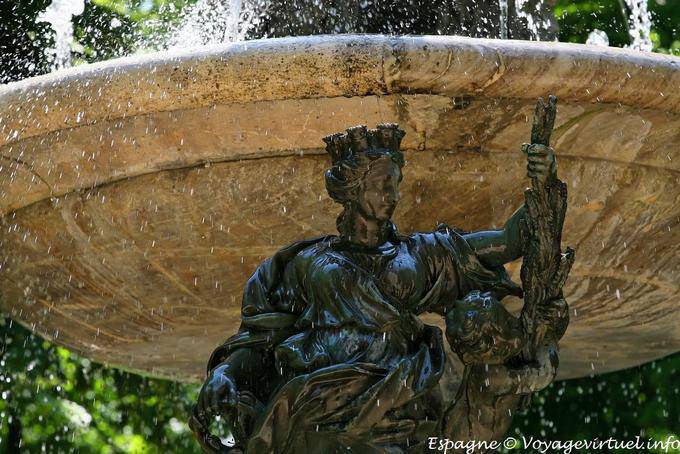Estatua de la reina, Jardín de la Isla, Aranjuez - España