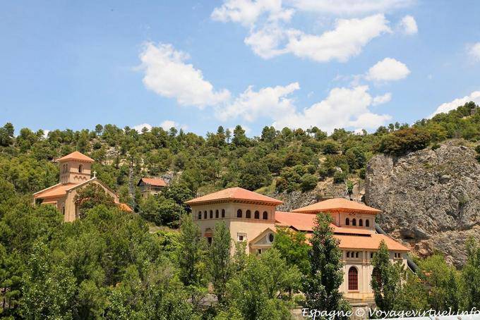 Monasterio de Cuenca, en la Garganta del Diablo - España