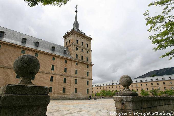 Monasterio de El Escorial esquina noreste - España
