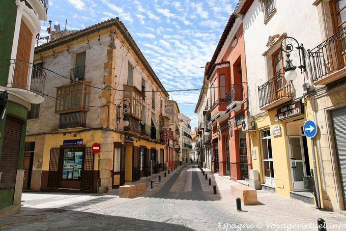 Lorca, calles que cruzan - España