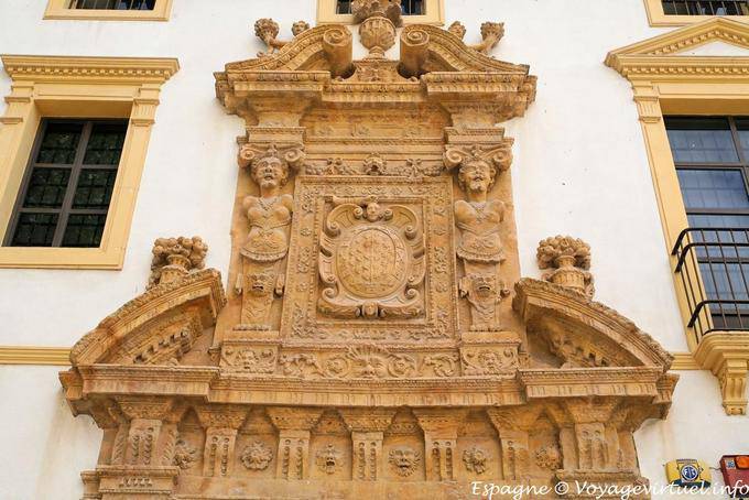 Lorca, detalle de la fachada del Museo Arqueológico - España