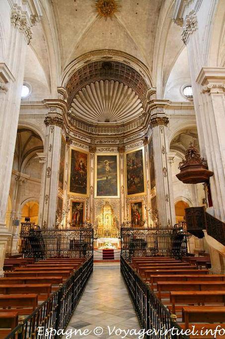 Lorca, nave de la Colegiata de San Patricio - España